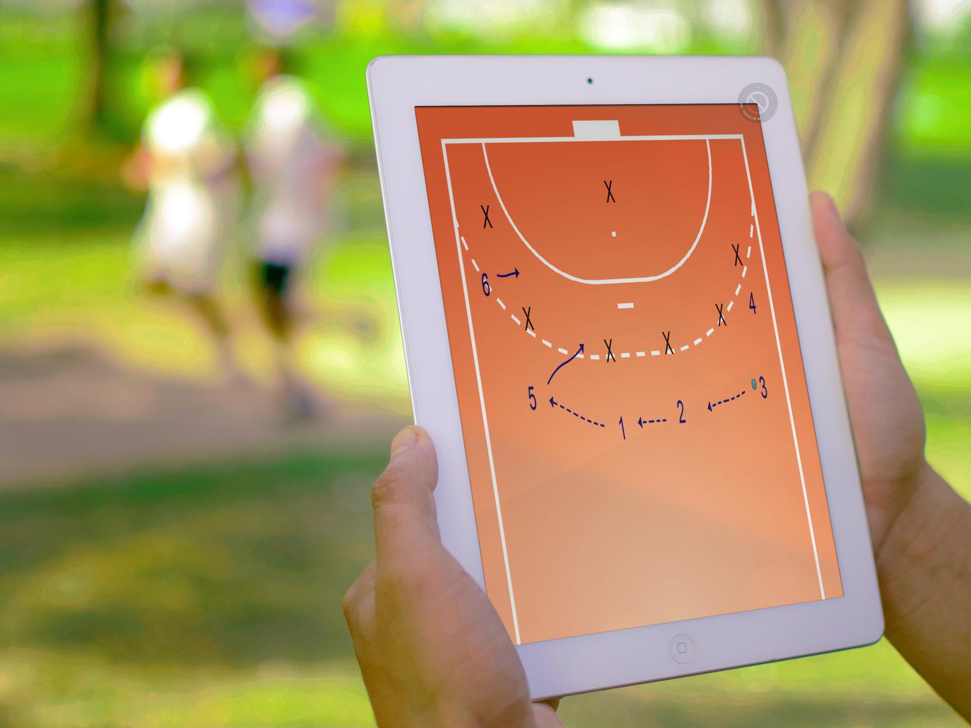 CoachIdeas - HandBall Tactics Board